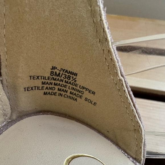 Jessica Simpson high heel stilettos - Picture 6 of 6